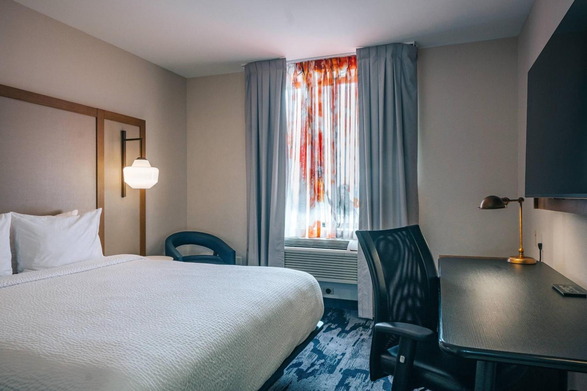 Fairfield Inn By Marriott New York Laguardia Airport/Astoria Exteriör bild