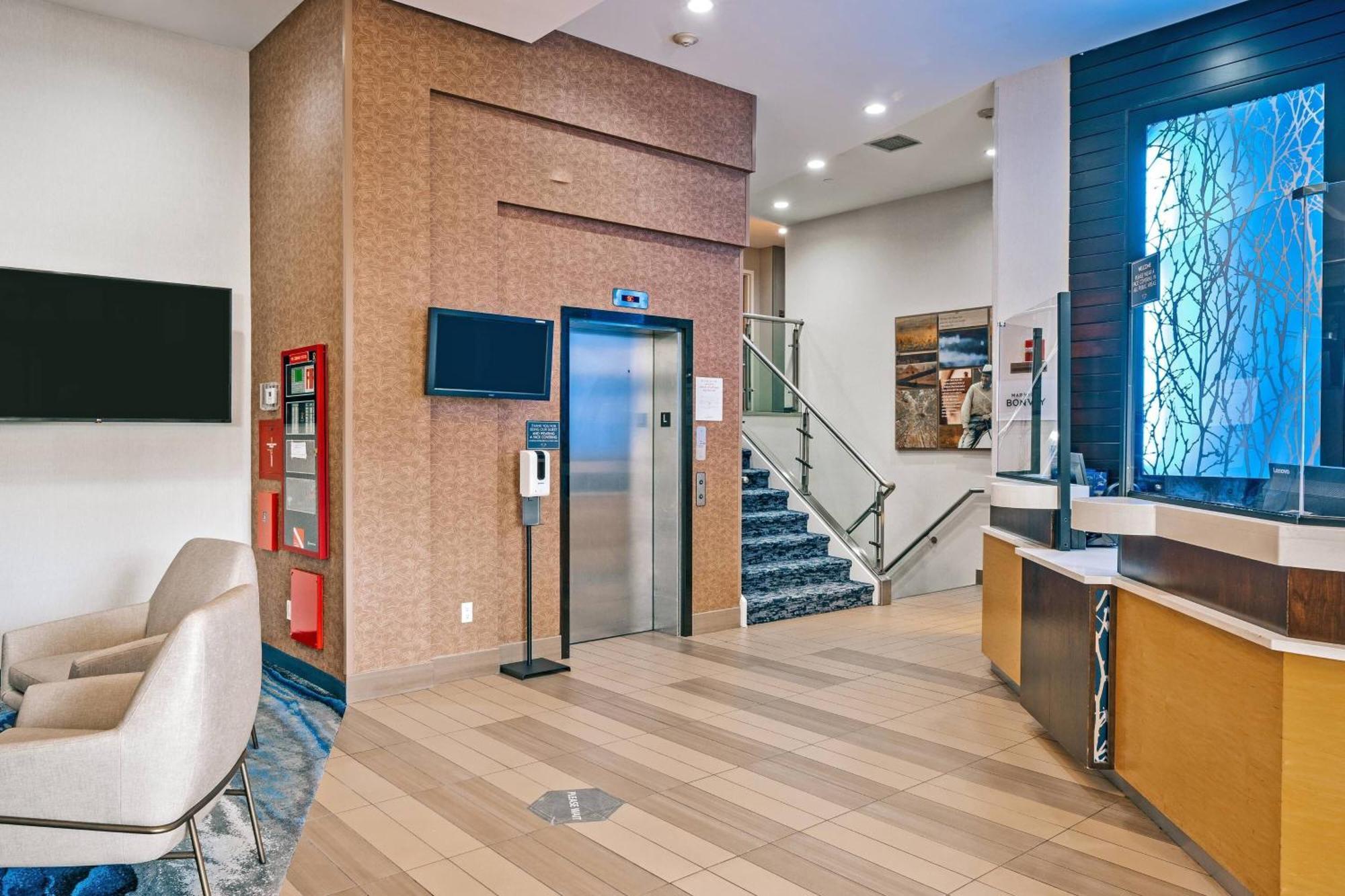 Fairfield Inn By Marriott New York Laguardia Airport/Astoria Exteriör bild