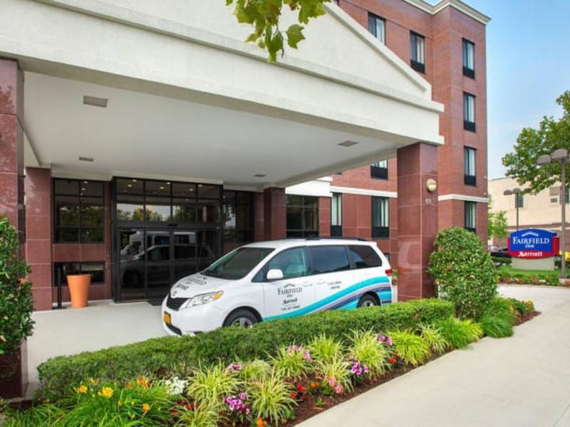 Fairfield Inn By Marriott New York Laguardia Airport/Astoria Exteriör bild